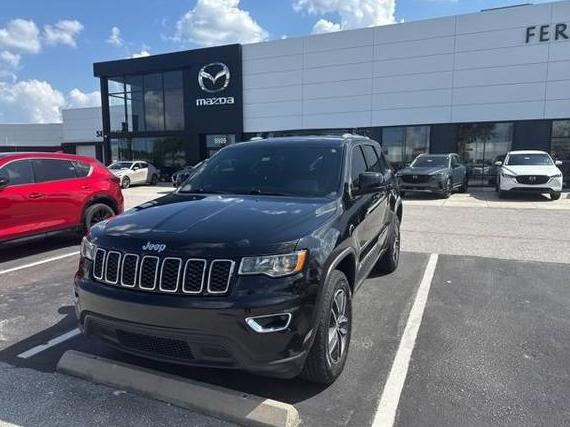 JEEP GRAND CHEROKEE 2018 1C4RJFAG7JC333900 image